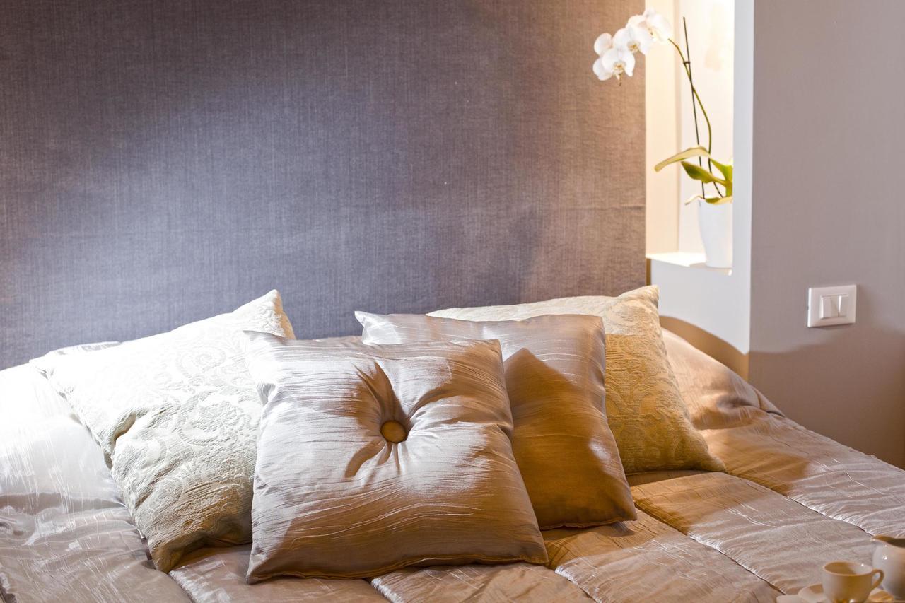 Apartment Paganica Loft Torre Argentina Rome